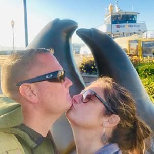 Meet your Posher, Elissa